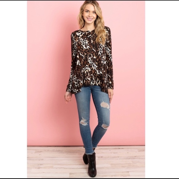 📂NEW Top Animal Print Crew neck L/S with 2 tiers - Picture 3 of 9